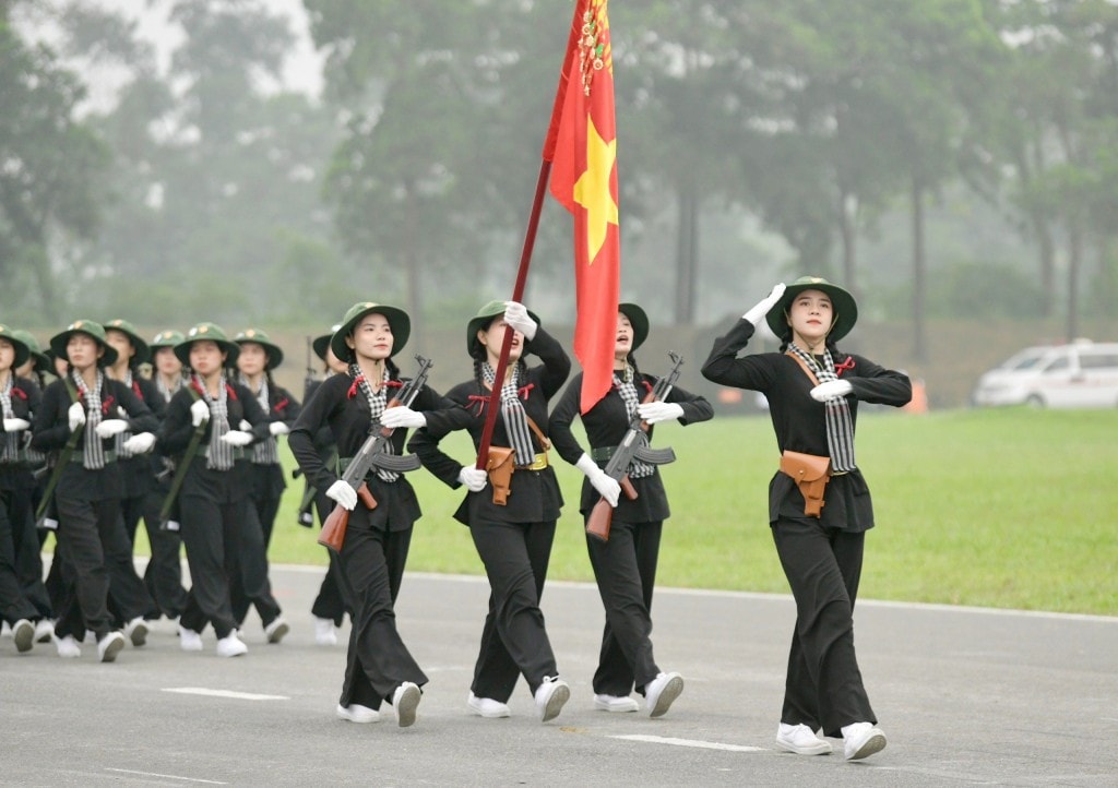 Từ bưng biền em tỏa sáng giữa Thủ đô” - Bản tráng ca về người nữ du kích miền Nam Từ bưng biền em tỏa sáng giữa Thủ đô” - Bản tráng ca về người nữ du kích miền Nam