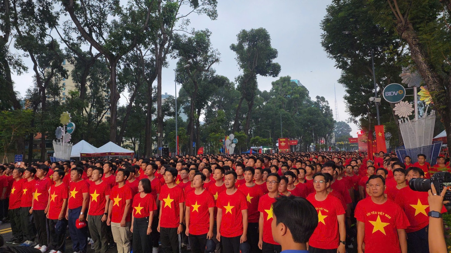 cung-viet-nam-tien-buoc-3.jpg