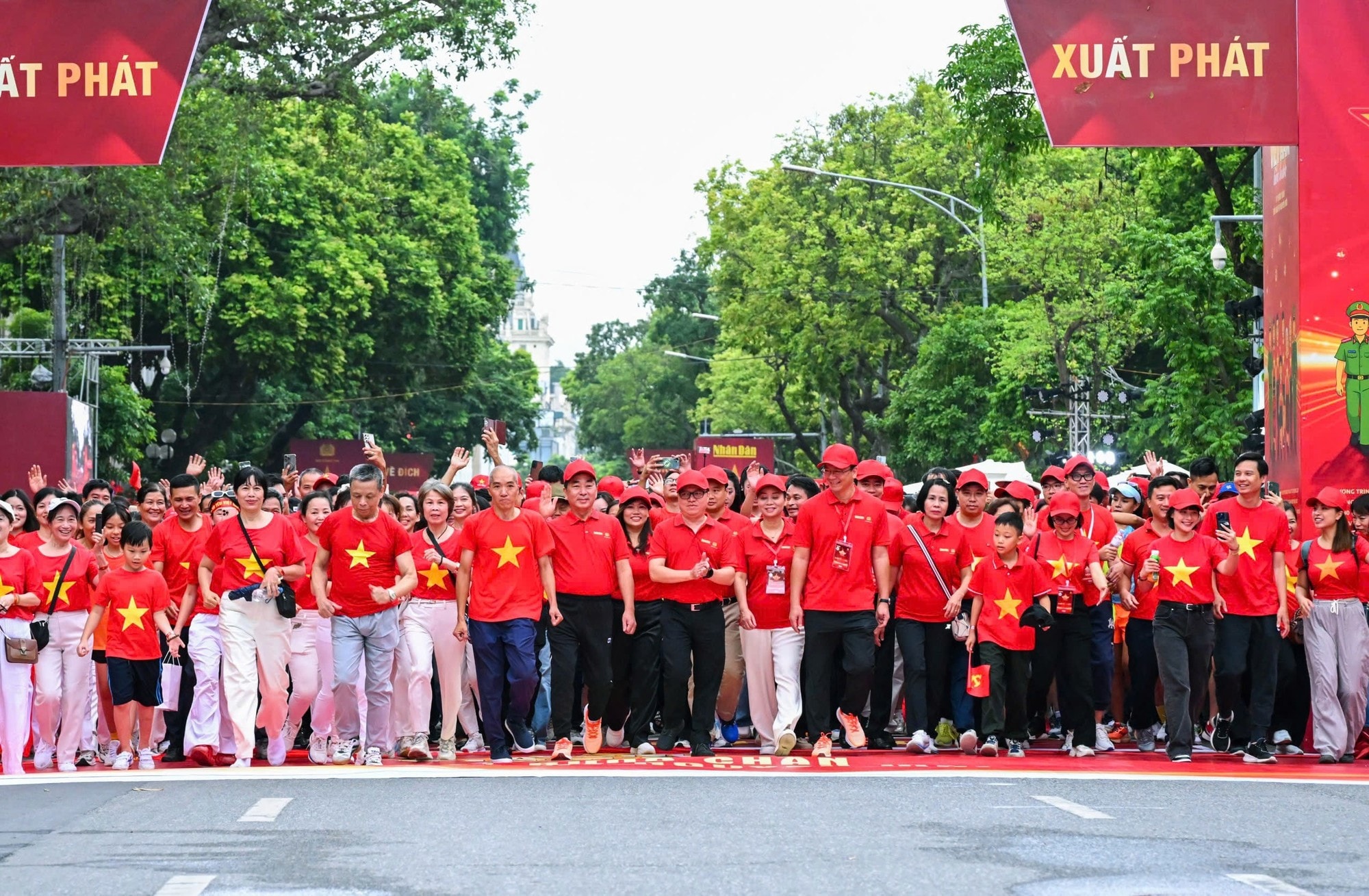 Hơn 1 triệu người cùng tham gia chương trình đi bộ toàn quốc “Cùng Việt Nam tiến bước”