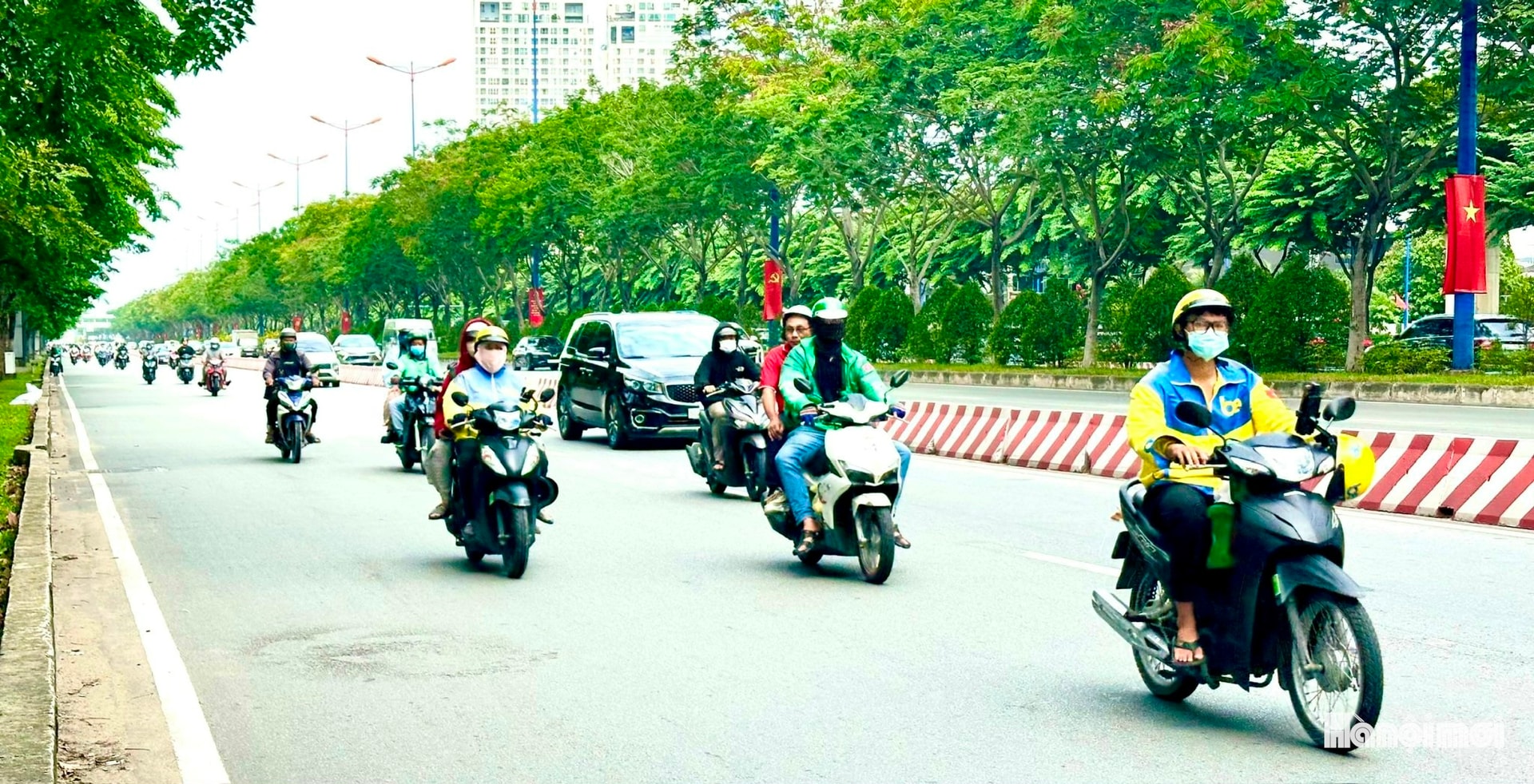 W_xe-cong-nghe-tphcm.jpg