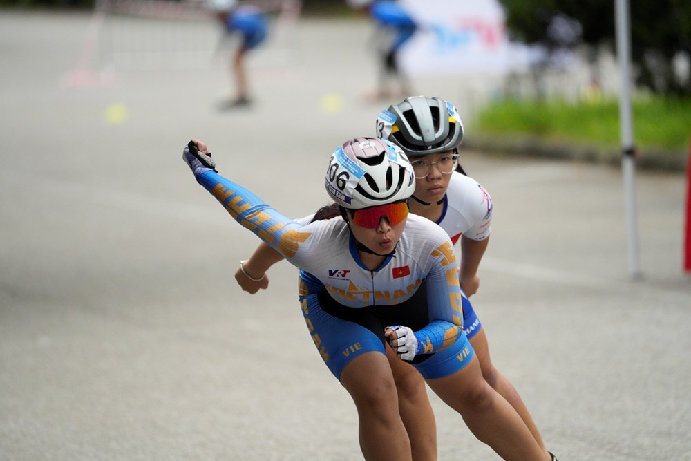 17-tranh-tai-thi_dau_roller2_tnuc.jpeg