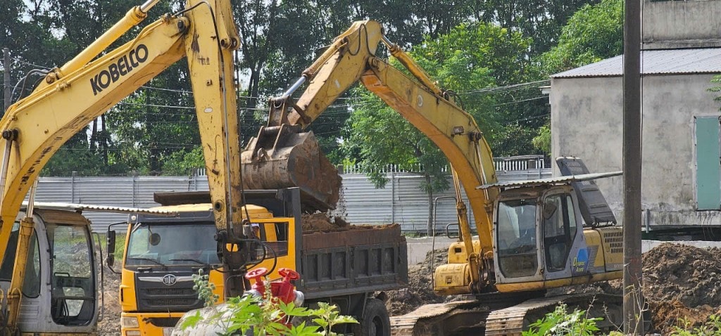Khu dân cư tại Điện Bàn Tây trở thành bãi chứa chất thải