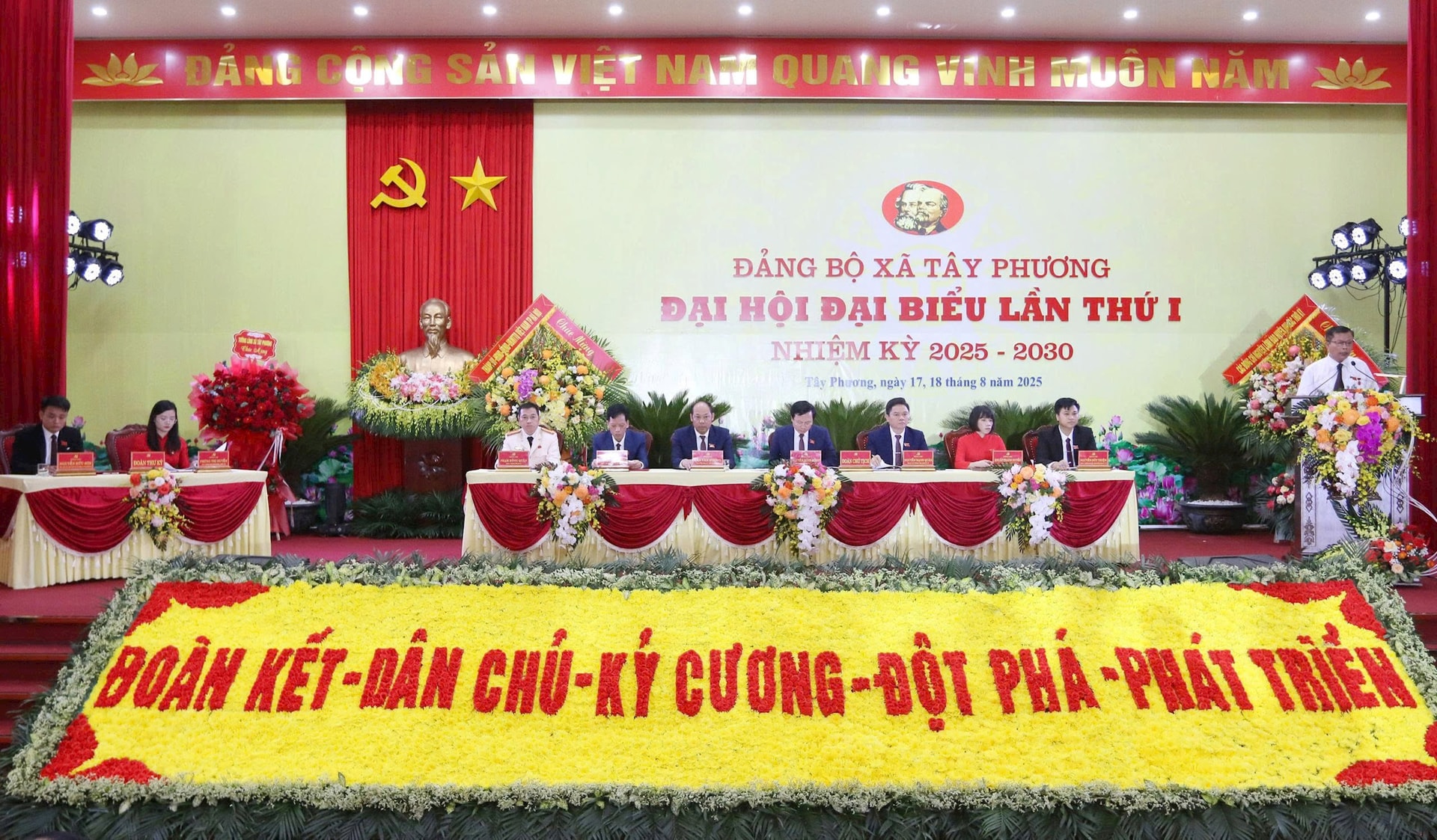 tay-phuong-5.jpg