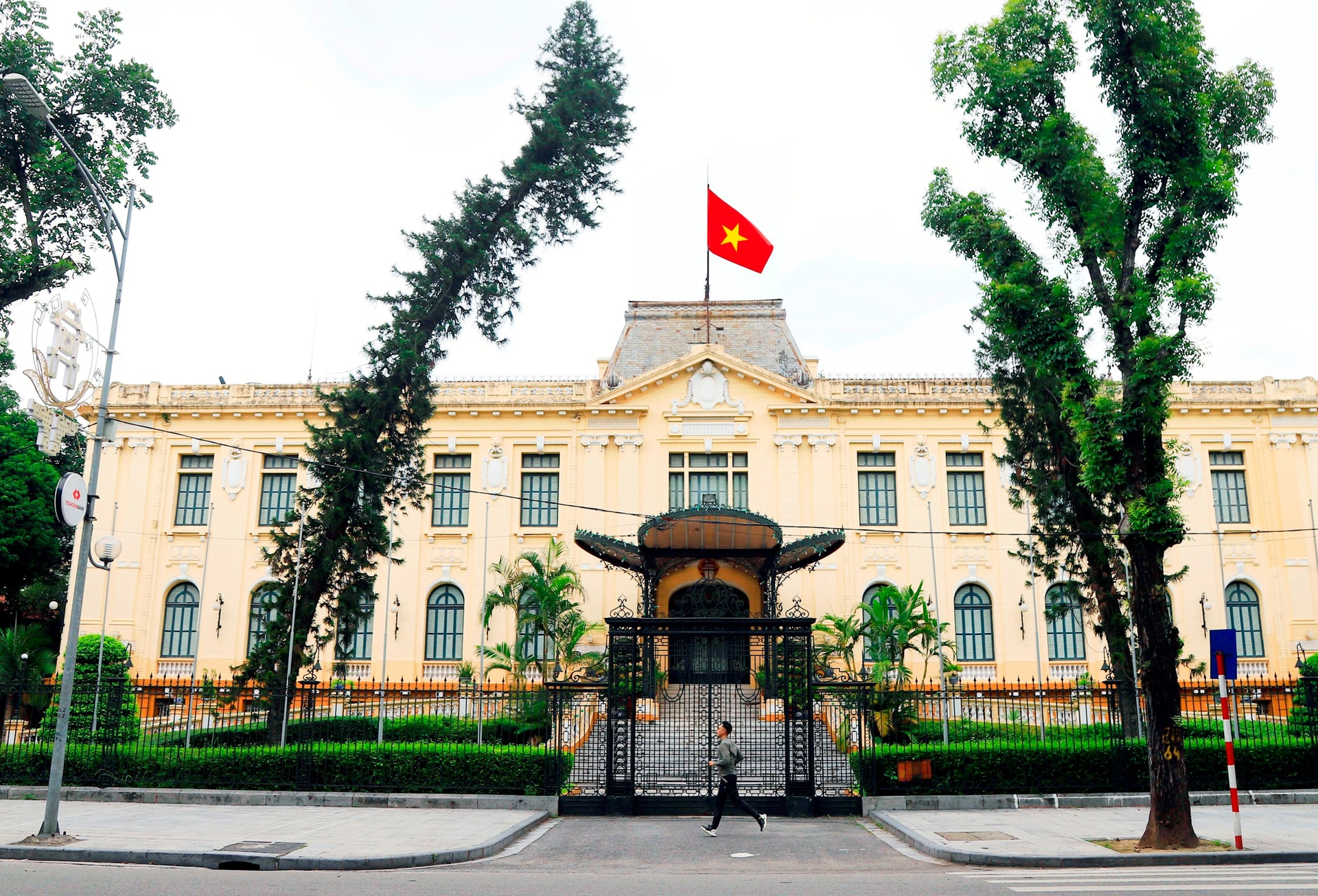 t6-phongsuanh-2.jpg