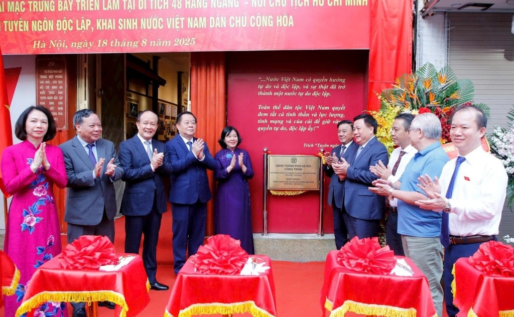 Trao truyền kí ức, nâng tầm công tác phát huy giá trị di sản Trao truyền kí ức, nâng tầm công tác phát huy giá trị di sản