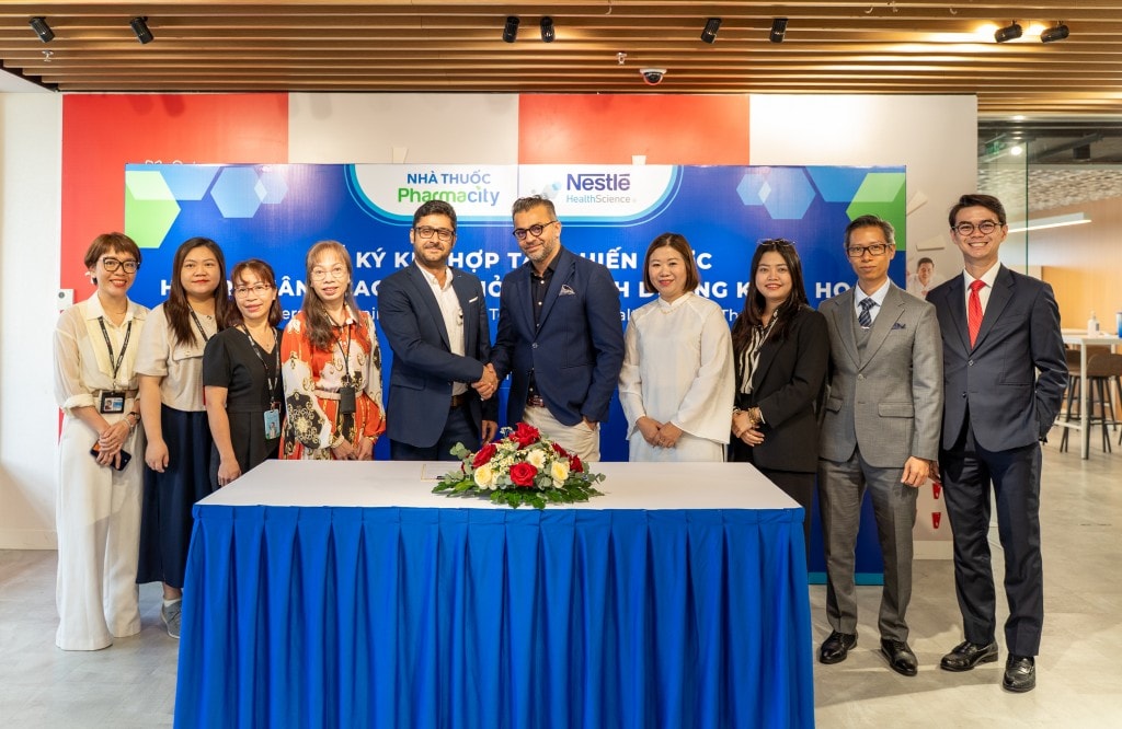Hợp tác giữa Pharmacity và Nestlé Health Science không chỉ mang đến nhiều lựa chọn chính hãng cho người tiêu dùng, mà còn góp phần củng cố văn hóa chăm sóc sức khỏe dựa trên dinh dưỡng khoa học trong cộng đồng Hợp tác giữa Pharmacity và Nestlé Health Science không chỉ mang đến nhiều lựa chọn chính hãng cho người tiêu dùng, mà còn góp phần củng cố văn hóa chăm sóc sức khỏe dựa trên dinh dưỡng khoa học trong cộng đồng