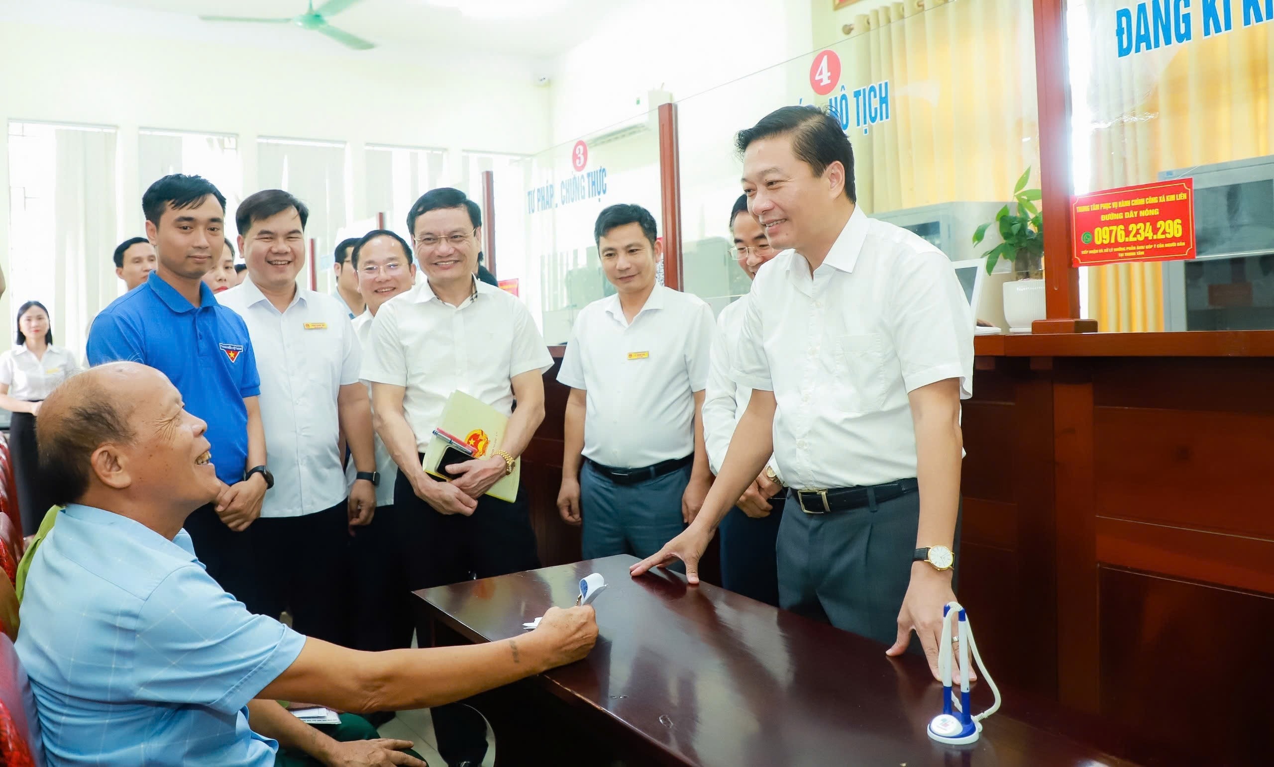 Nghệ An tiếp nhận viên chức, người hoạt động không chuyên trách làm công chức cấp xã
