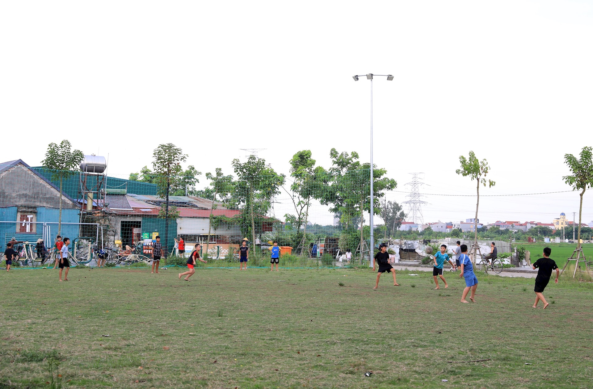 san-choi-tre-em(1).jpg