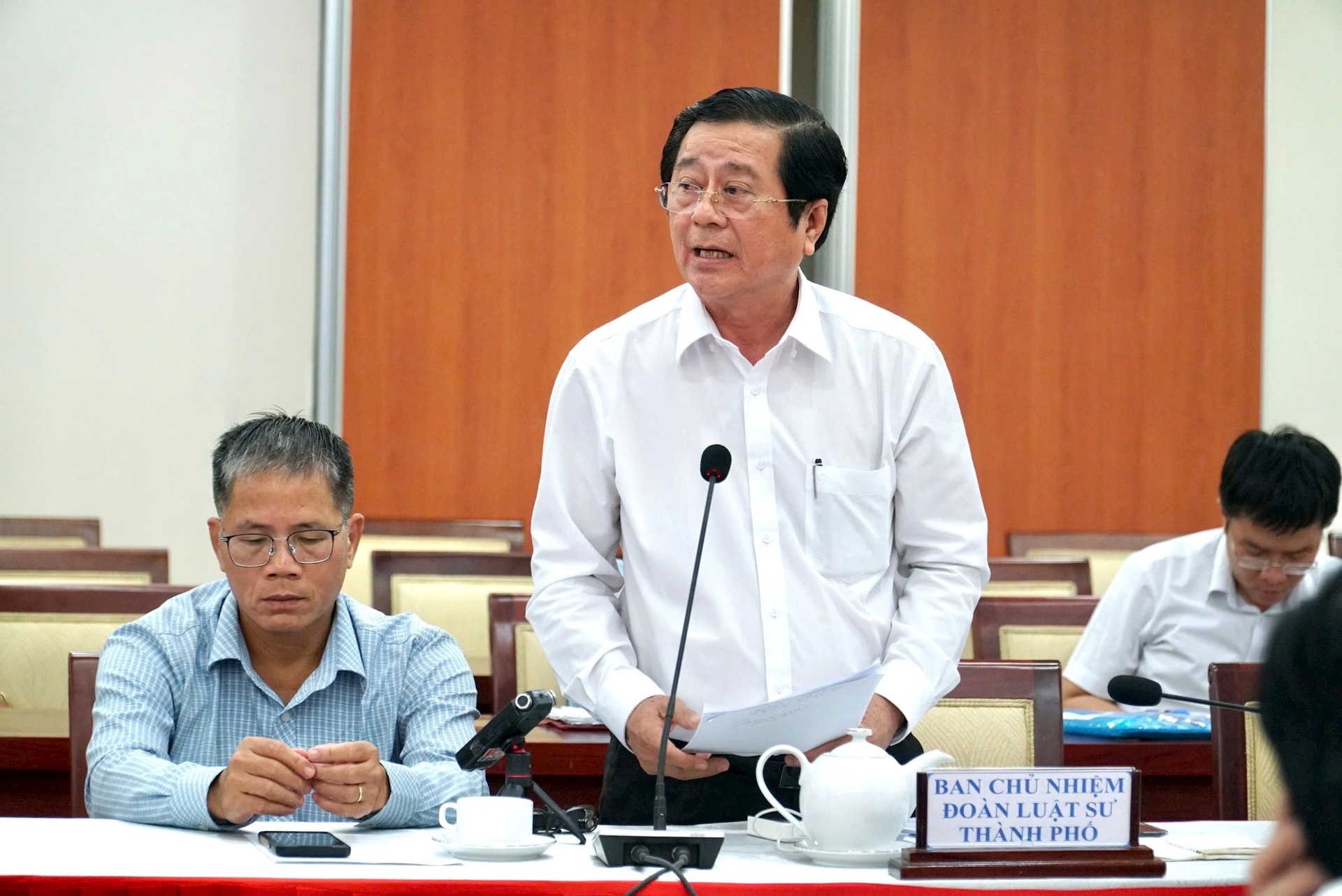 luat-su-nguyen-van-hau.jpg