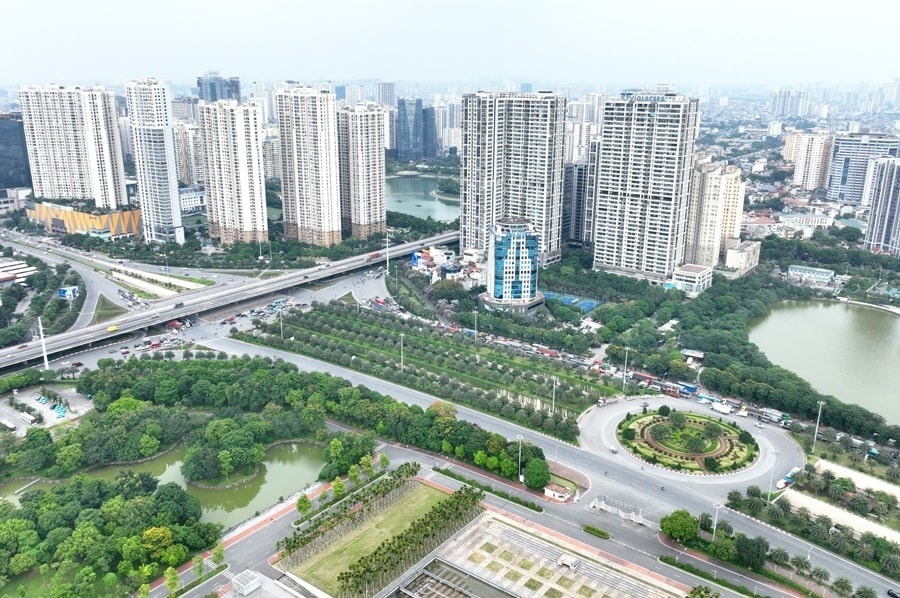 Thủ đô Hà Nội ngày càng phát triển văn minh, hiện đại. Ảnh: Quang Thái Thủ đô Hà Nội ngày càng phát triển văn minh, hiện đại. Ảnh: Quang Thái