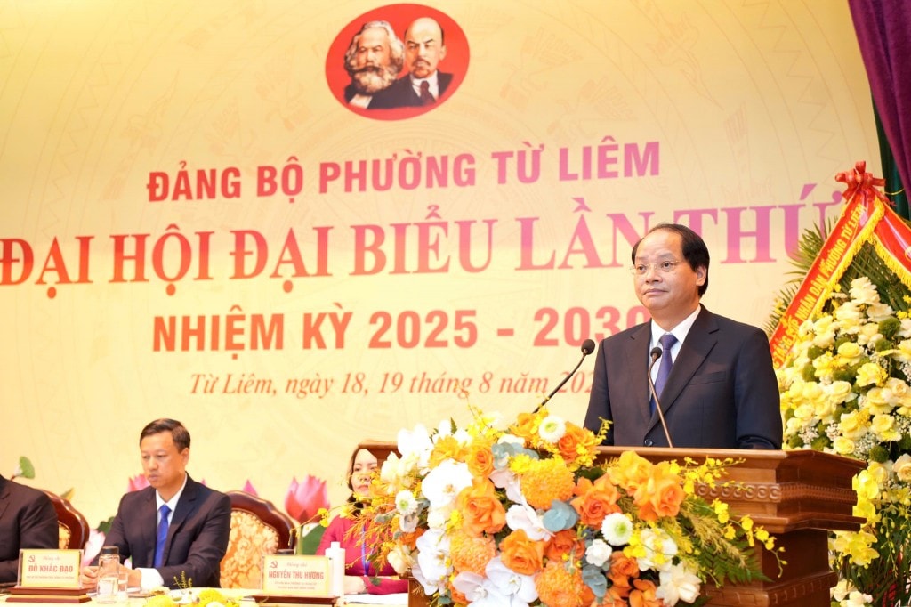 Đồng chí Nguyễn Doãn Toản - Trưởng ban Tuyên giáo và Dân vận Thành ủy Hà Nội phát biểu chỉ đạo tại Đại hội