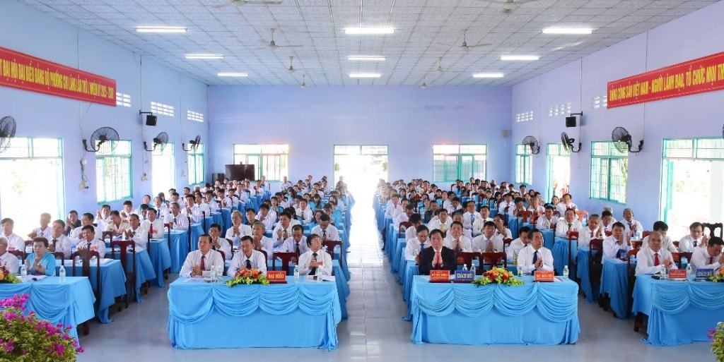 Các đại biểu tham dự đại hội