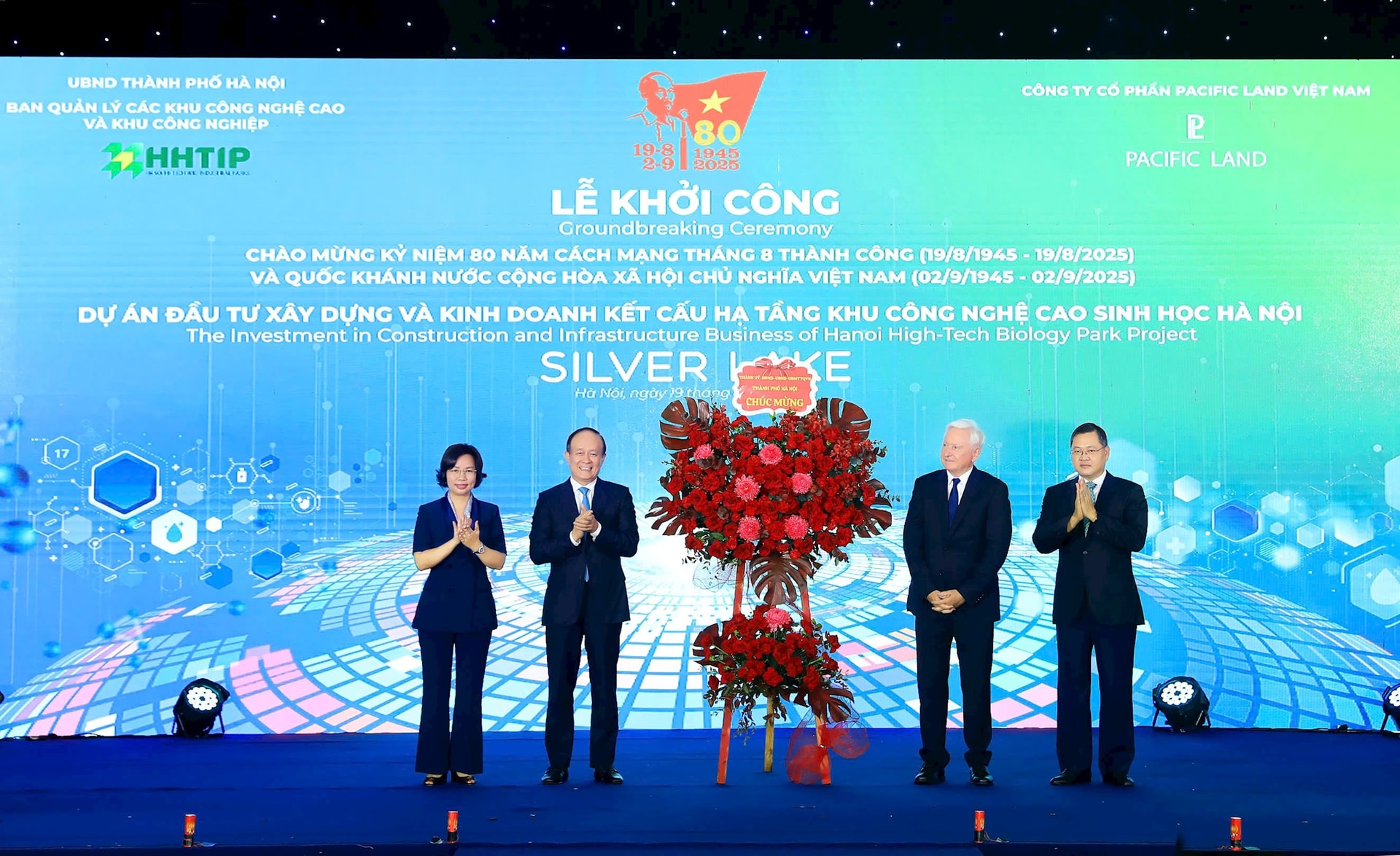 cnc-hoa.jpg