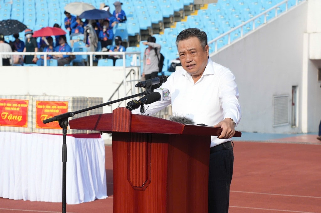 Đồng chí Trần Sỹ Thanh phát biểu tại buổi lễ