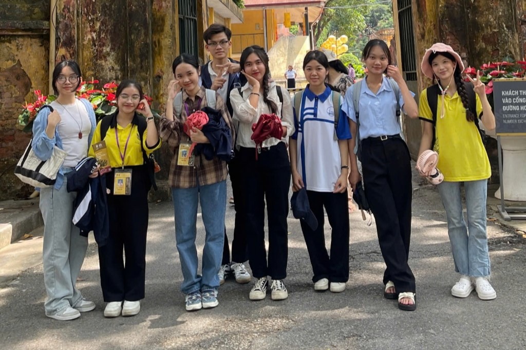 Các thành viên trong Câu lạc bộ Các thành viên trong Câu lạc bộ