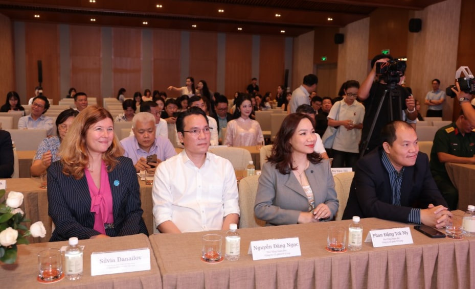 Công bố Giải thưởng Hành động vì cộng đồng - Human Act Prize Công bố Giải thưởng Hành động vì cộng đồng - Human Act Prize