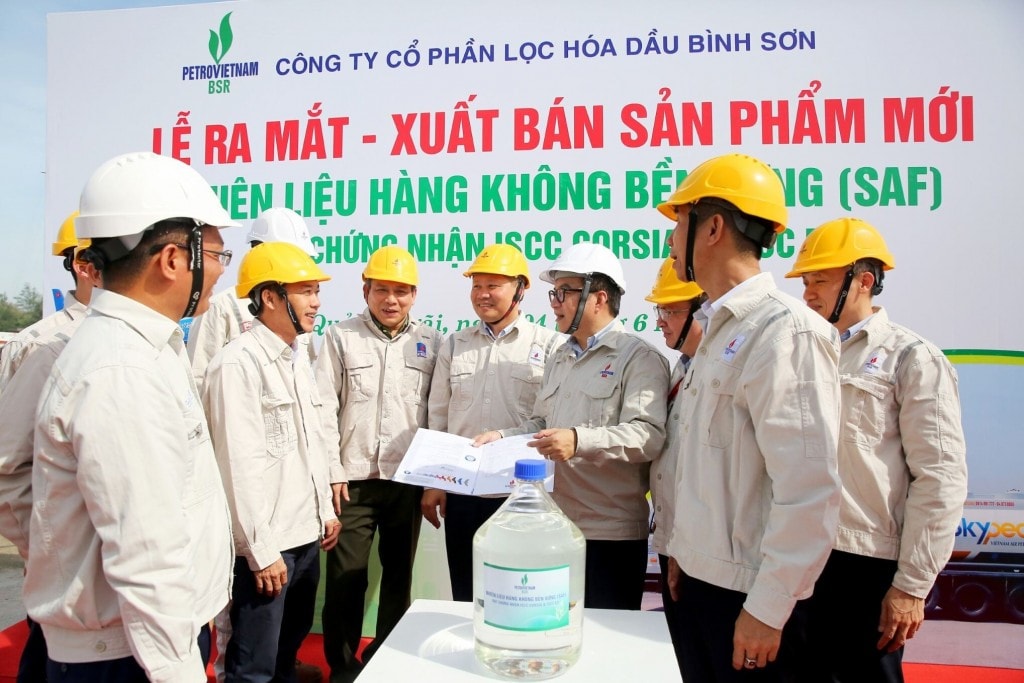 BSR là đơn vị tiên phong trong công tác nghiên cứu và phát triển các sản phẩm năng lượng xanh, thân thiện với môi trường BSR là đơn vị tiên phong trong công tác nghiên cứu và phát triển các sản phẩm năng lượng xanh, thân thiện với môi trường