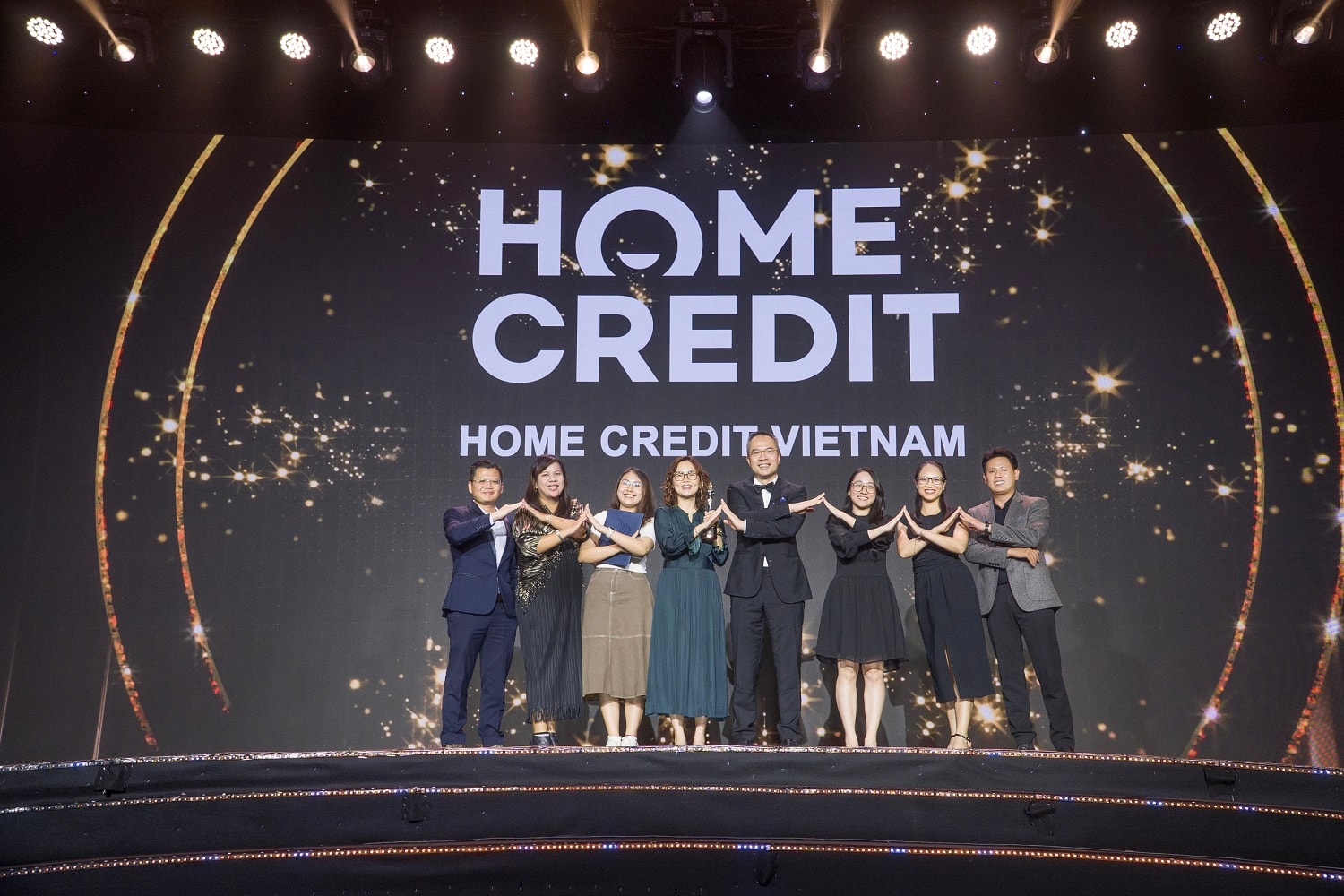 21-8-home-credit-3.jpg