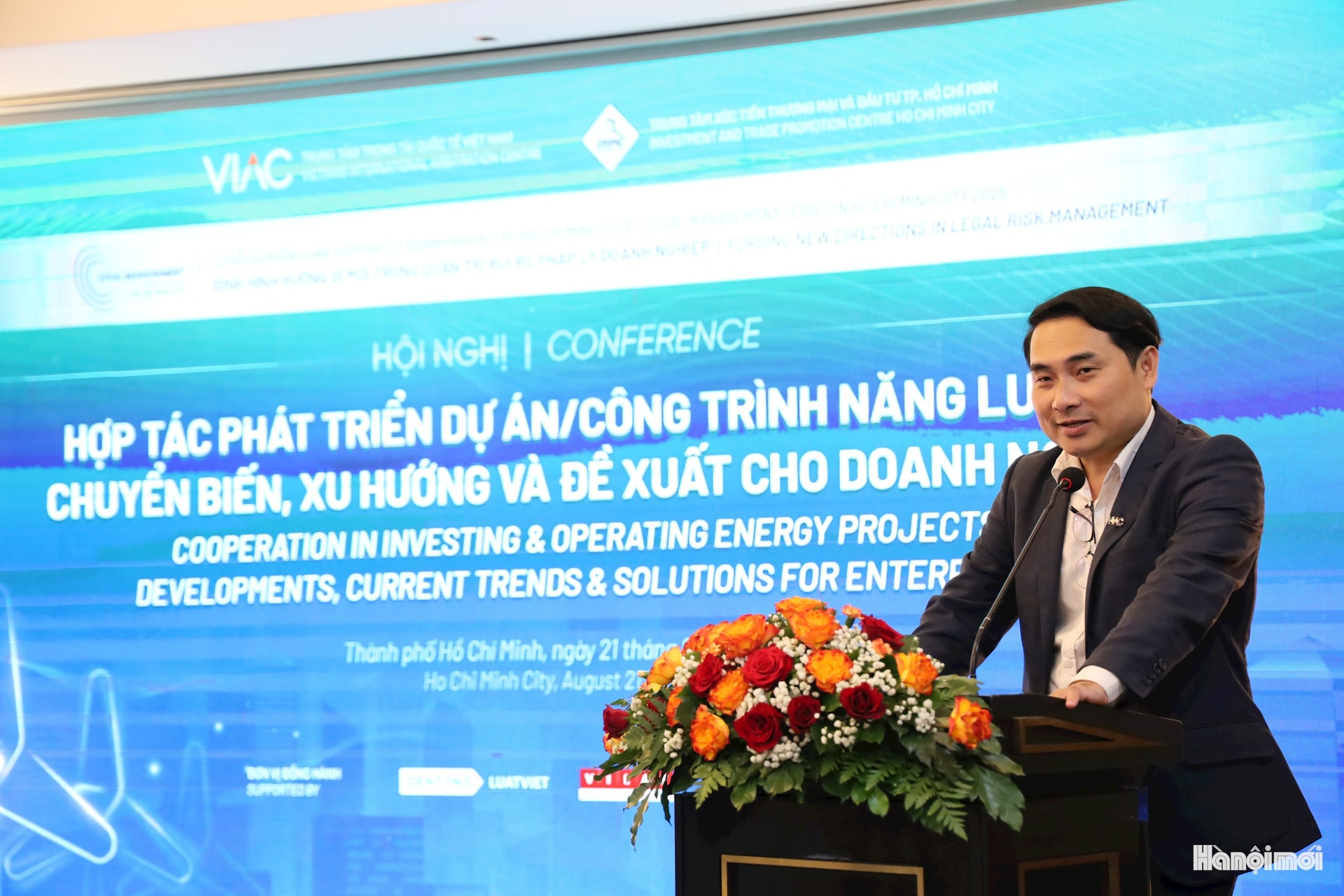 W_ong-chau-viet-bac-pgd-chi-nhanh-tp.hcm-kiem-pho-tong-thu-ky-viac.jpg