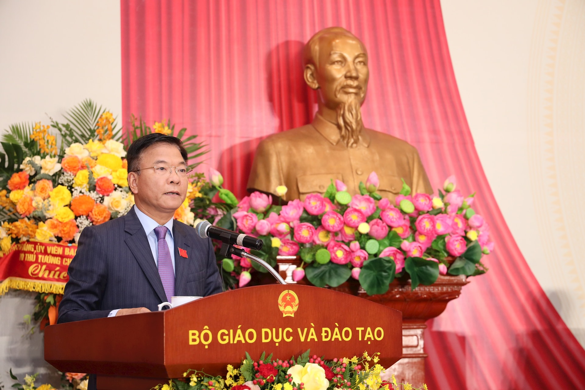 2108-dh-ptt-le-thanh-long-.jpg