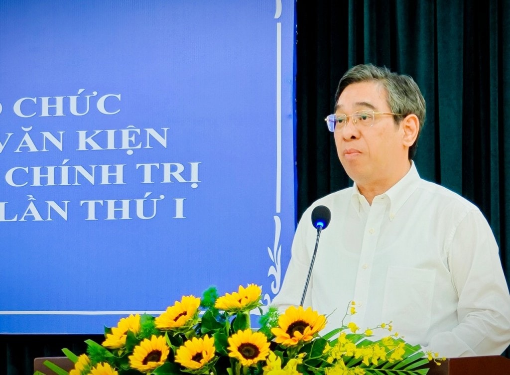 Phó Bí thư Thành ủy, Chủ tịch Ủy ban Mặt trận Tổ quốc Việt Nam thành phố Hồ Chí Minh Nguyễn Phước Lộc phát biểu