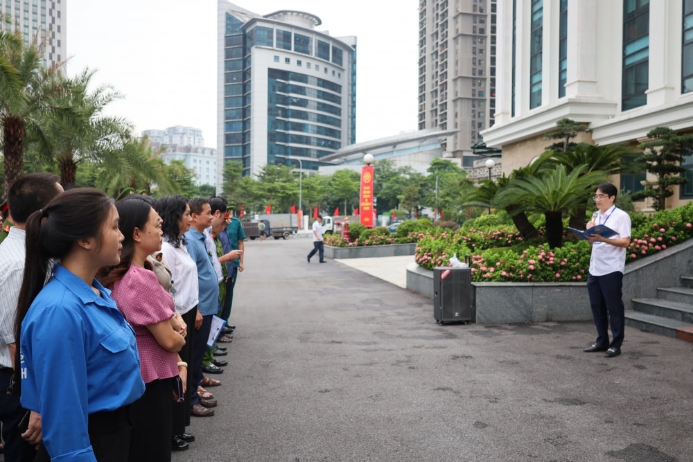 Phường Cầu Giấy: Dứt điểm, rõ trách nhiệm trong đảm bảo trật tự đô thị Phường Cầu Giấy: Dứt điểm, rõ trách nhiệm trong đảm bảo trật tự đô thị