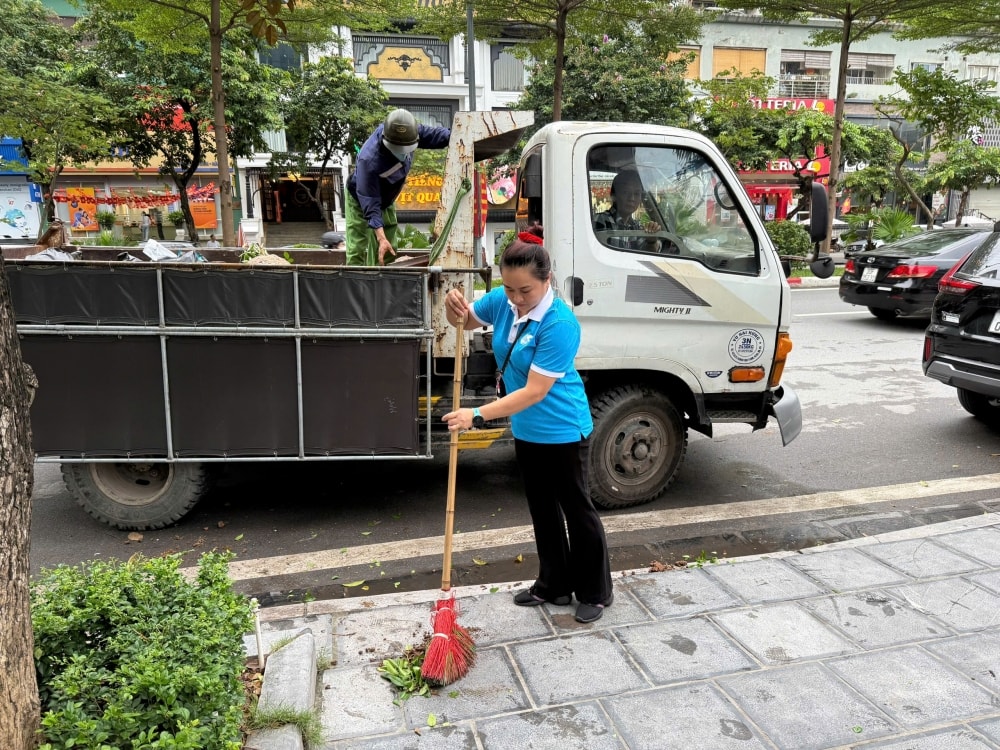 Phường Cầu Giấy: Dứt điểm, rõ trách nhiệm trong đảm bảo trật tự đô thị Phường Cầu Giấy: Dứt điểm, rõ trách nhiệm trong đảm bảo trật tự đô thị