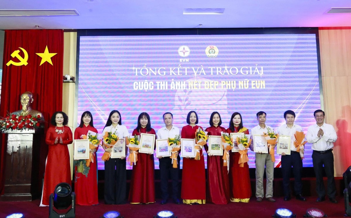 Trao giải Cuộc thi ảnh “Nét đẹp Phụ nữ EVN” và Cuộc thi “Phụ nữ EVN sáng tạo” Trao giải Cuộc thi ảnh “Nét đẹp Phụ nữ EVN” và Cuộc thi “Phụ nữ EVN sáng tạo”