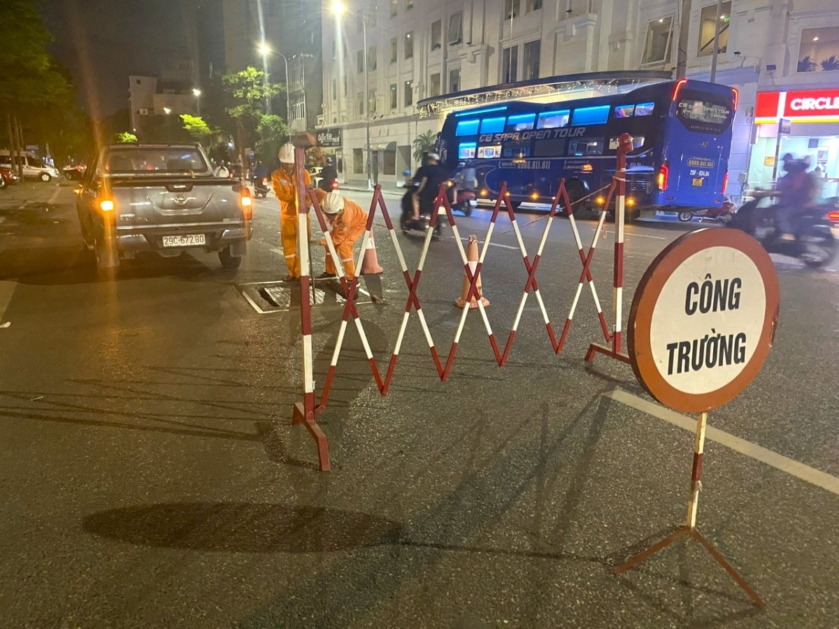 Chiến sĩ áo cam - những “người lính” thầm lặng bảo đảm an toàn điện cho Ngày Quốc khánh 2/9