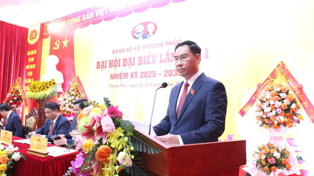 Bí thư Đảng uỷ, Chủ tịch HĐND xã Thượng Phúc Tạ Hữu Thọ phát biểu khai mạc Đại hội. Ảnh: Phong Đỗ Bí thư Đảng uỷ, Chủ tịch HĐND xã Thượng Phúc Tạ Hữu Thọ phát biểu khai mạc Đại hội. Ảnh: Phong Đỗ