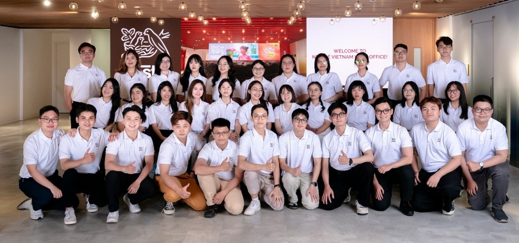 Nestlé mỗi năm đều trao hàng trăm cơ hội việc làm đến các bạn sinh viên thông qua các chương trình tuyển chọn Quản trị viên tập sự và Thực tập sinh Nesternship(1)