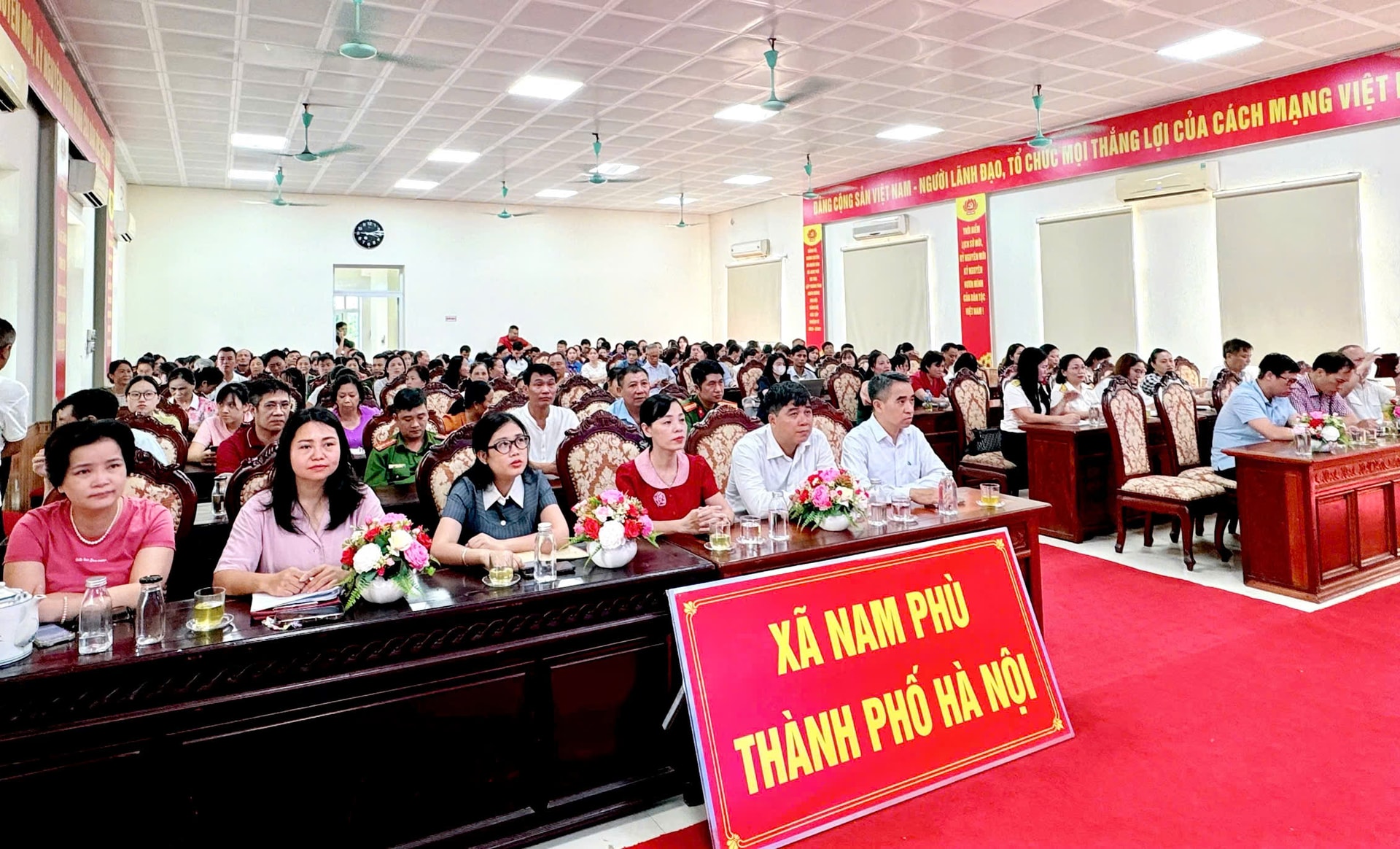 nam-phu-1.jpg