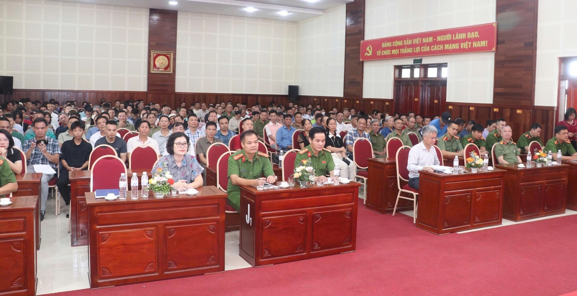 ភូ-ដុង3.jpg