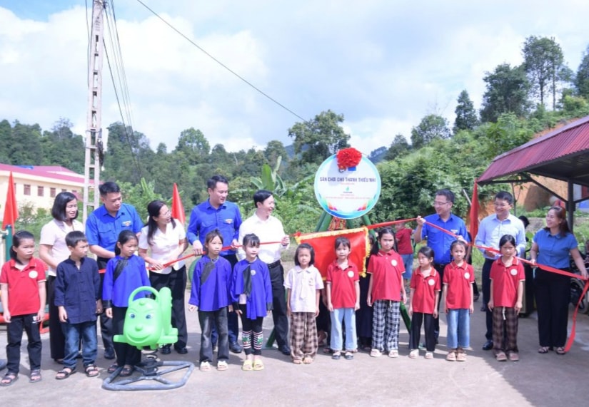 Ban Tổ chức khánh thành Ban Tổ chức khánh thành