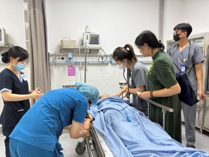 Ngành Y tế Hà Nội đổi mới, nâng cao chất lượng phục vụ nhân dân Ngành Y tế Hà Nội đổi mới, nâng cao chất lượng phục vụ nhân dân