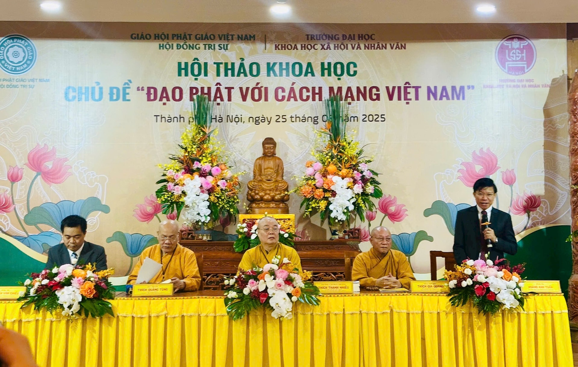 ពុទ្ធសាសនា.jpg