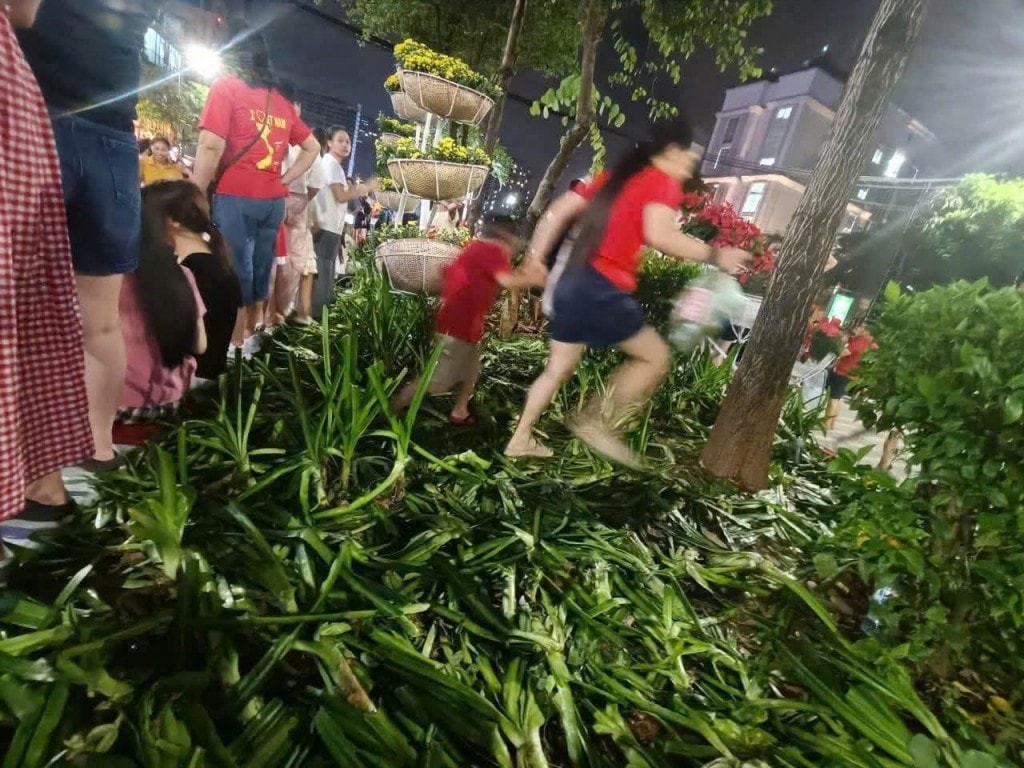 Nâng cao ý thức người dân khi xem diễu binh để Đại lễ được trọn vẹn