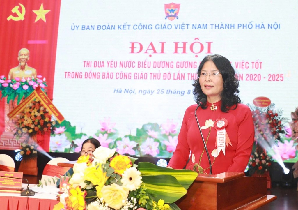 Phát huy vai trò của đồng bào Công giáo trong khối đại đoàn kết Thủ đô Phát huy vai trò của đồng bào Công giáo trong khối đại đoàn kết Thủ đô