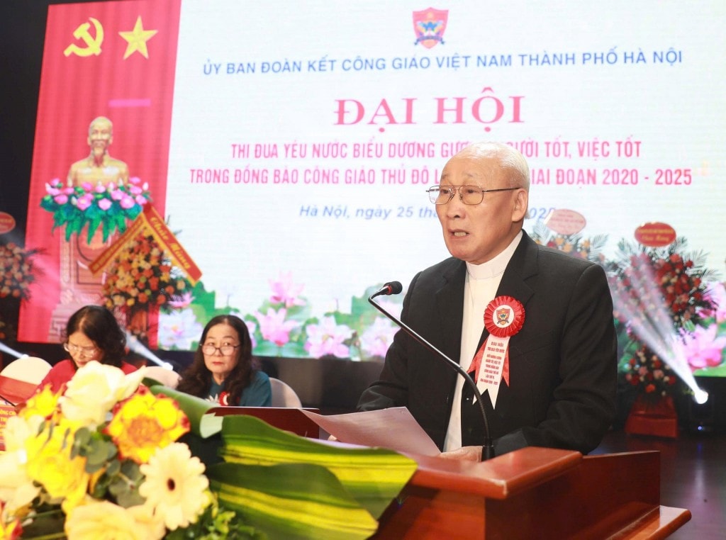 Phát huy vai trò của đồng bào Công giáo trong khối đại đoàn kết Thủ đô Phát huy vai trò của đồng bào Công giáo trong khối đại đoàn kết Thủ đô