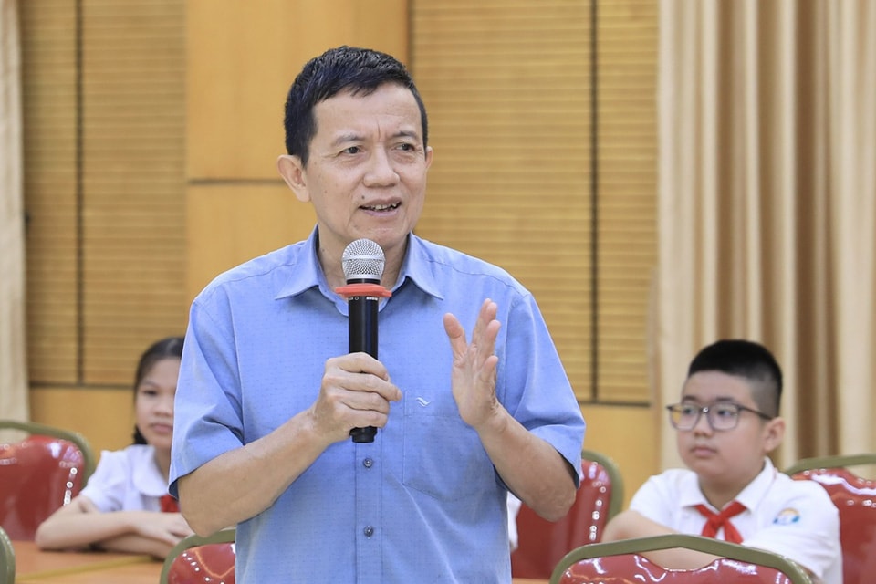 nguyenmanhha.jpg