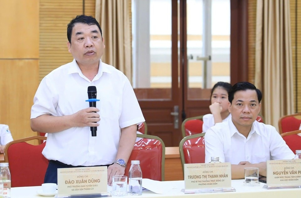 Phó Trưởng ban Tuyên giáo và Dân vận Thành ủy Hà Nội Đào Xuân Dũng phát biểu. Ảnh: Quang Thái Phó Trưởng ban Tuyên giáo và Dân vận Thành ủy Hà Nội Đào Xuân Dũng phát biểu. Ảnh: Quang Thái