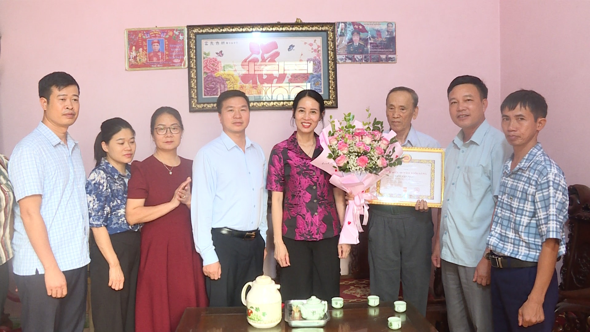 xa-van-dinh-tang-qua2.jpg