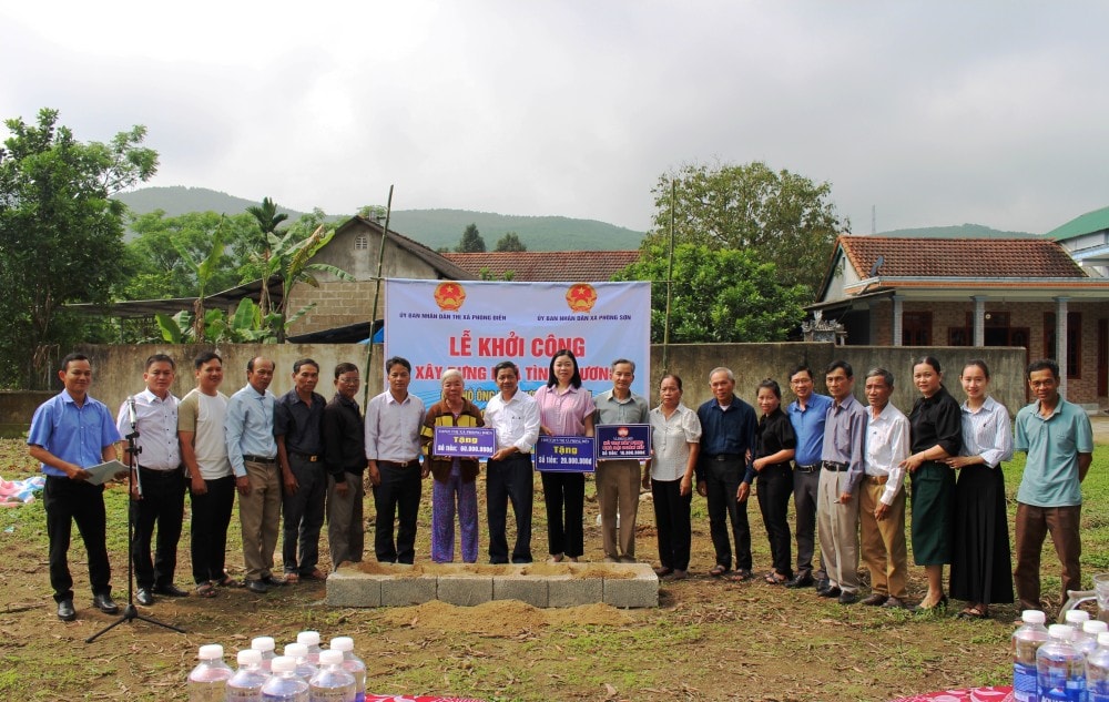 Hỗ trợ kinh phí xóa nhà tạm cho người nghèo ở phường Phong Thái, TP Huế