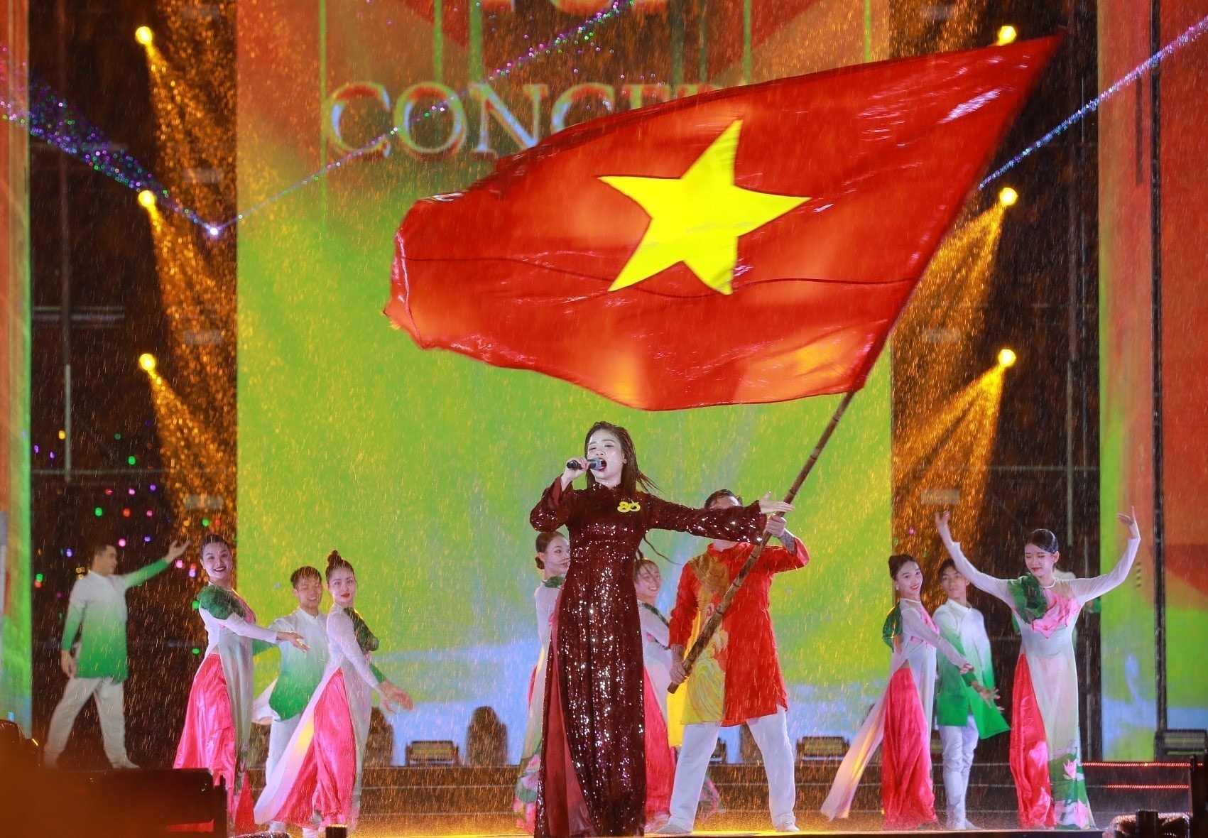 Hà Nội: Trái tim của Việt Nam, rực sáng trong kỷ nguyên mới Hà Nội: Trái tim của Việt Nam, rực sáng trong kỷ nguyên mới