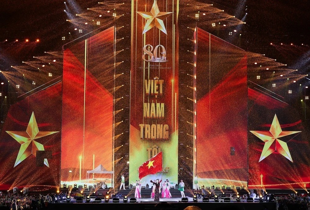 Hà Nội: Trái tim của Việt Nam, rực sáng trong kỷ nguyên mới Hà Nội: Trái tim của Việt Nam, rực sáng trong kỷ nguyên mới