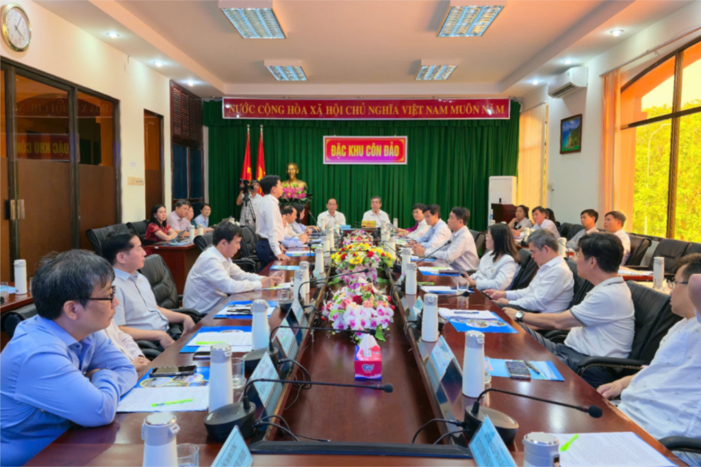 ãnh đạo Sở Y tế và các bệnh viện khảo sát thực tế chuẩn bị cho Chương trình luân phiên bác sĩ chuyên khoa đến công tác tại Côn Đảo