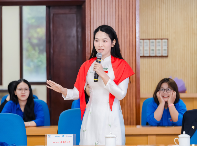 TikToker Lê Bống - Đại sứ Chia sẻ cùng thầy cô 2025 chia sẻ: