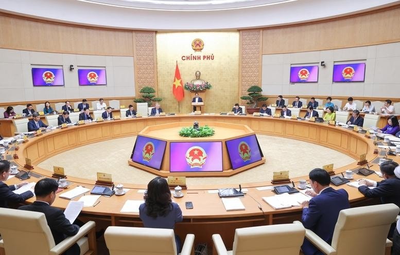 Tại các phiên họp thường kỳ hàng tháng, Chính phủ đã có hàng loạt quyết sách về phát triển kinh tế - xã hội - Ảnh VGP/Nhật Bắc