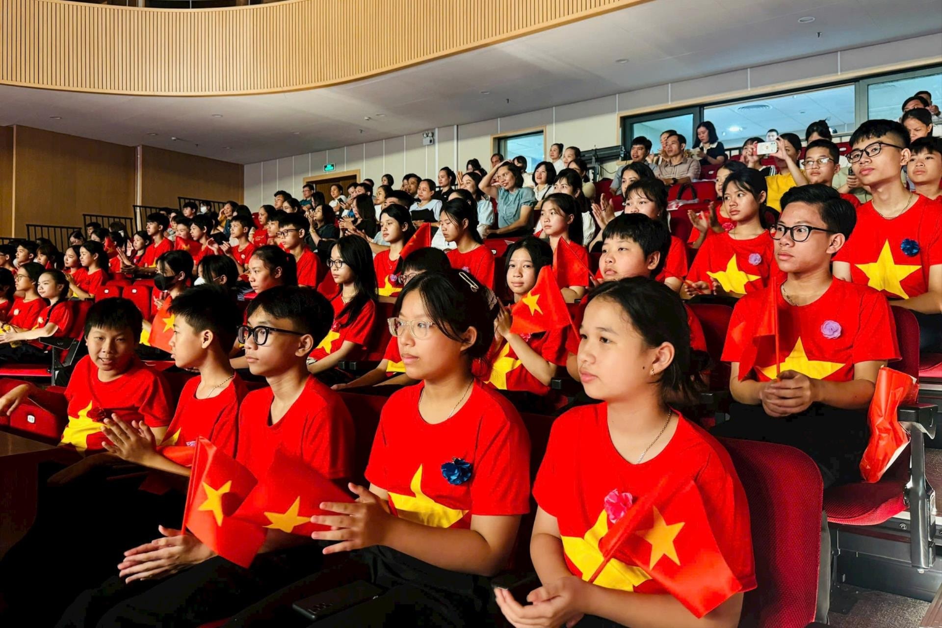 28-8-dong-dao.jpg