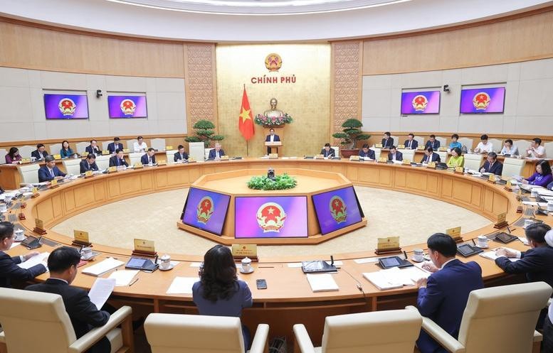 Tại các phiên họp thường kỳ hằng tháng, Chính phủ đã có hàng loạt quyết sách về phát triển kinh tế - xã hội. Ảnh: VGP/Nhật Bắc